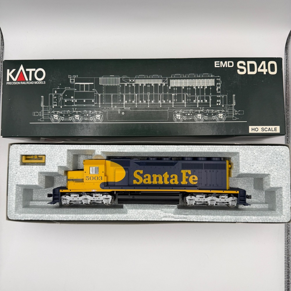 Kato EMD SD40 Santa Fe Locomotive HO Scale 5003 Blue Yellow 37-6327
